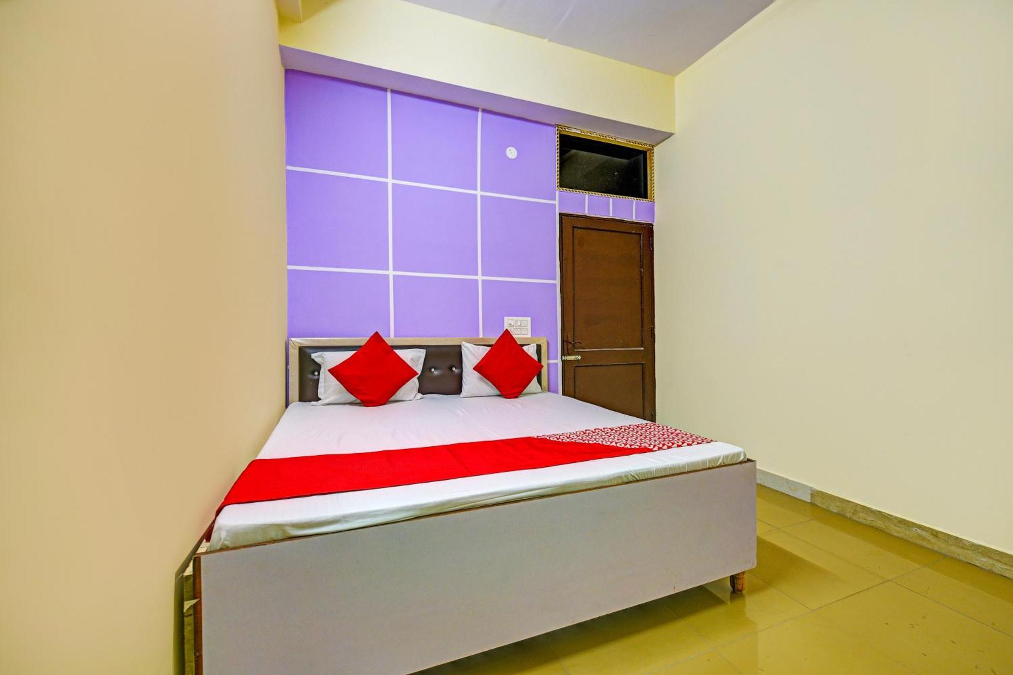 Hotel O Aj Star Hotel 파리다바드 외부 사진