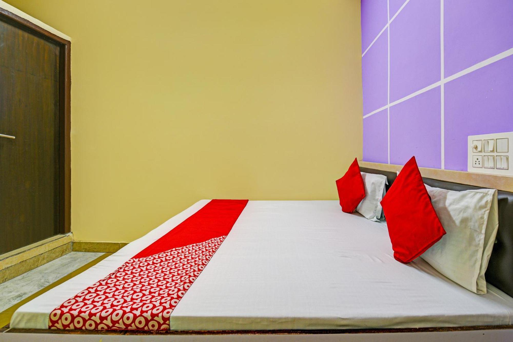 Hotel O Aj Star Hotel 파리다바드 외부 사진