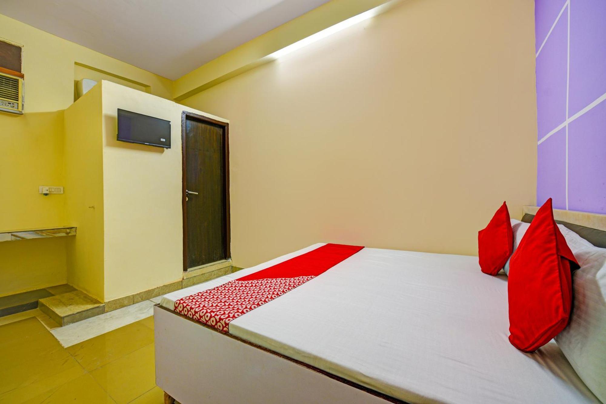 Hotel O Aj Star Hotel 파리다바드 외부 사진